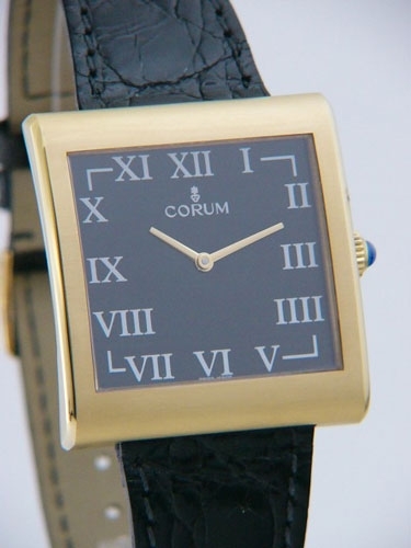 Corum Mens 18 Kt Yellow Gold Watch 157-181-56-0001 BN42