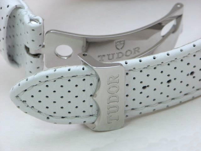 Automatic Tudor 20050 Mens White with luminescent applied stick hour markers and bar-shaped hands Watches