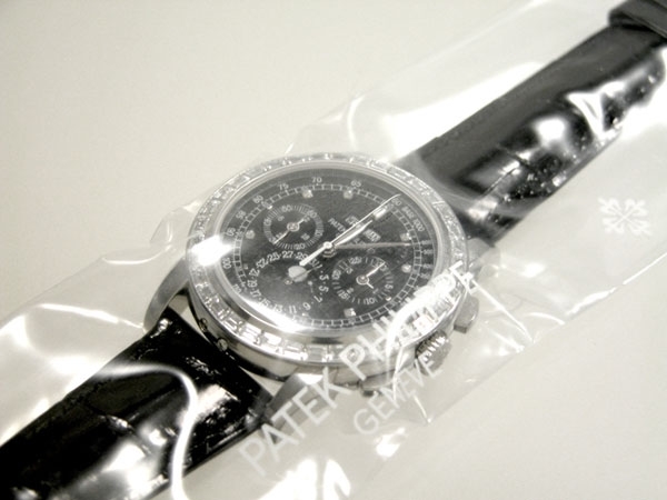 Black dial, diamond hour markers Patek Philippe 5971P-001 Mens Platinum Watch