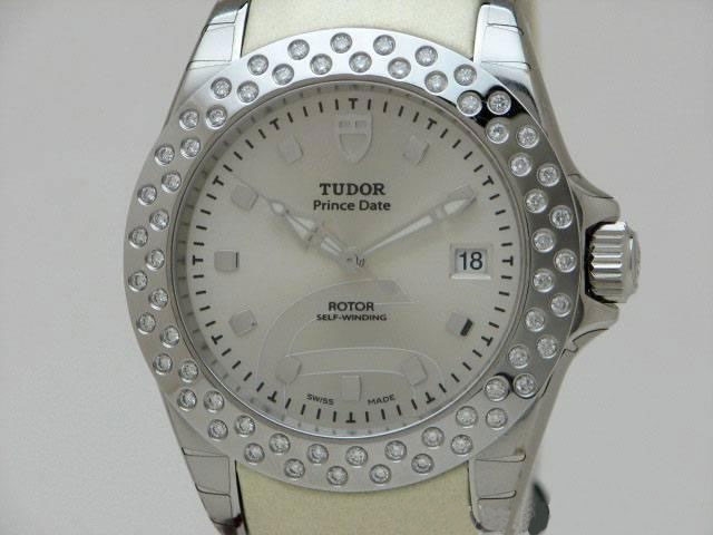 Tudor Glamour Date-Day Lady 79420 Silver with applied square hour markers and luminescent hands Dial Watch