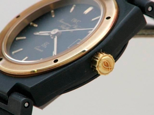 Quartz IWC IW4508 Womens Black with applied stick hour markers and bar-shaped hands Watches